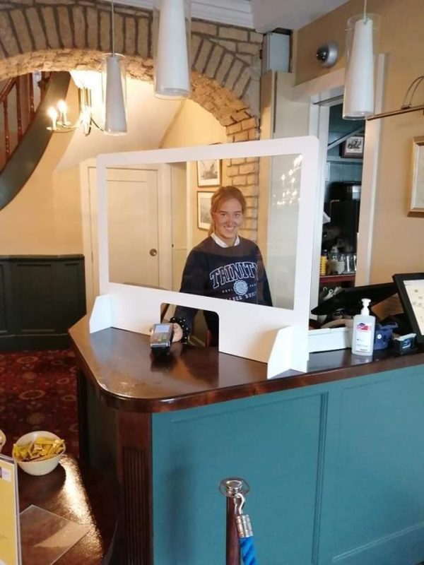 Freestanding Checkout sneeze screen with clear window 600mm wide x 750mm high - Image 3