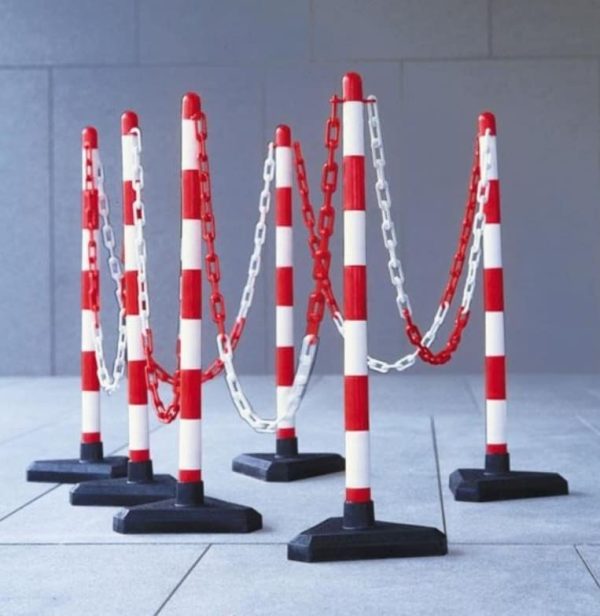 Six Post Set that Blocks off up to 10 Metres - Image 3