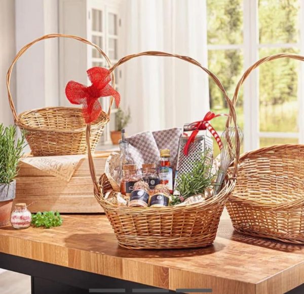 Beautiful Gift Hamper Basket