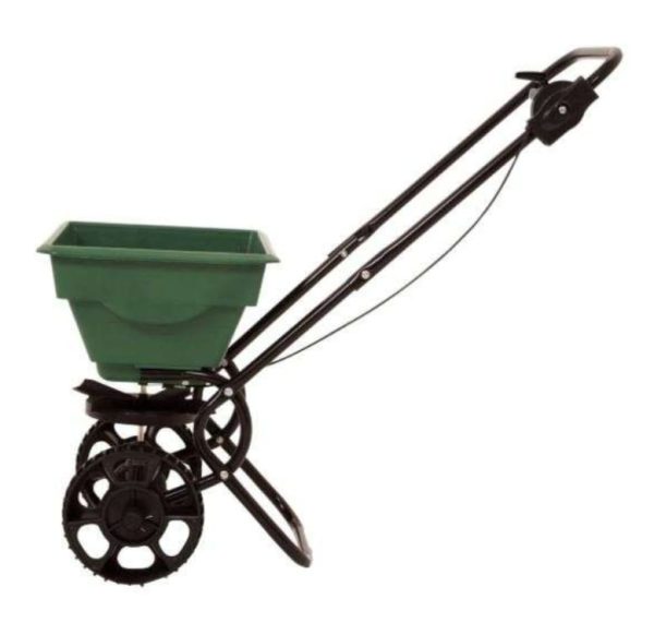 Broadcast spreader salt grit de-icer. Ideal for use in a carparks, pavements & walkways