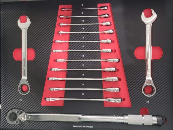 Pacini 7 Drawer Tool Chest On Strong Castor Wheels & Complete With Full Set Of Tools. - Image 6