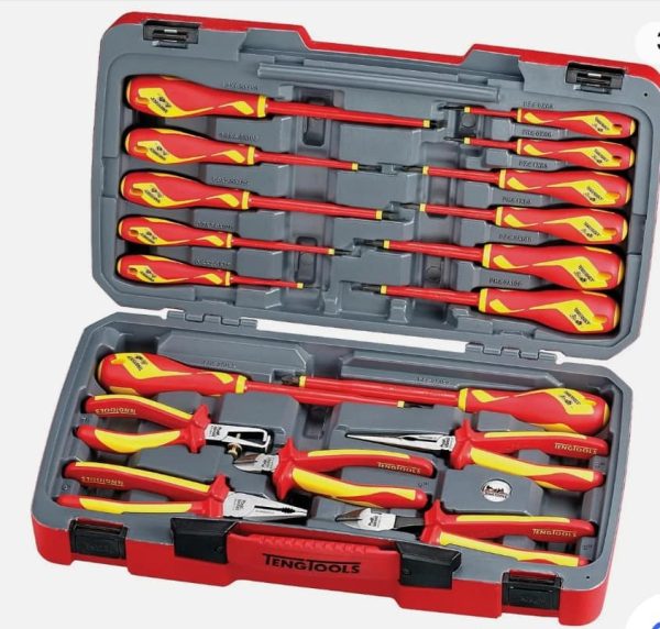 Teng Tools 18 Piece Automotive Tool Kit with Case. - Image 2