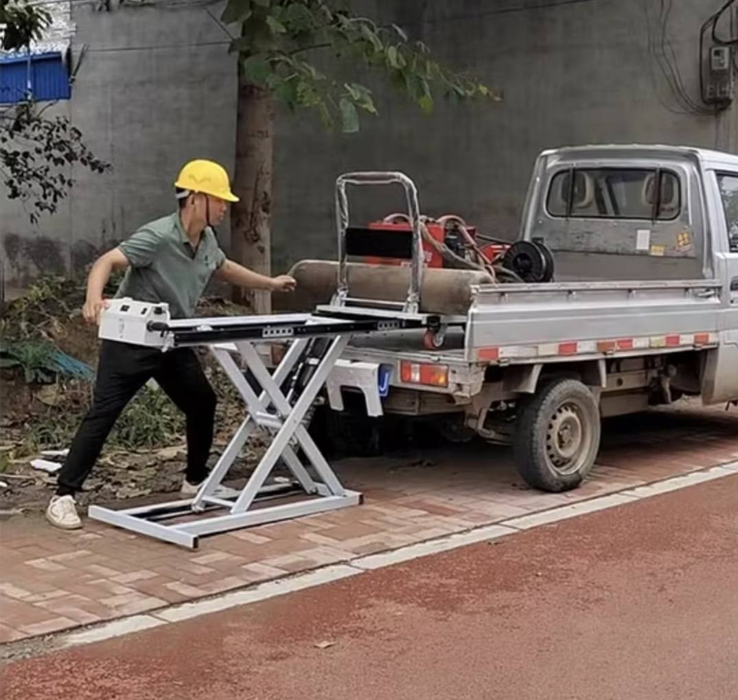 Multi-function hydraulic lifting platform Trolley, Takes 300kg - Image 2